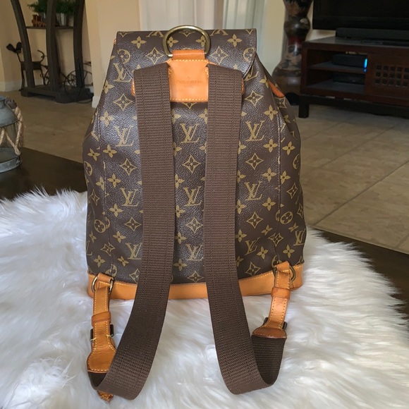 Louis Vuitton Montsouris GM Monogram Backpack - Picture 3 of 17